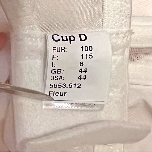 Size 44D Rosa Faia “Fleur” Full Coverage Bra with Underwiring 5653 White LkNw 💕 - Picture 8 of 8